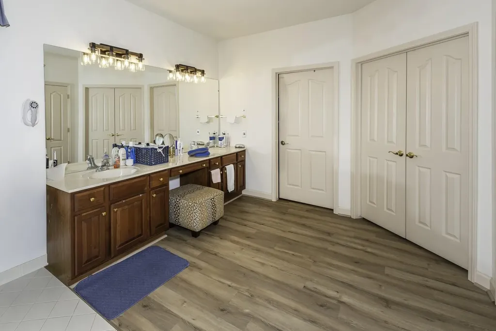 51328 Plymouth Valley Drive Plymouth Charter Township MI 48170