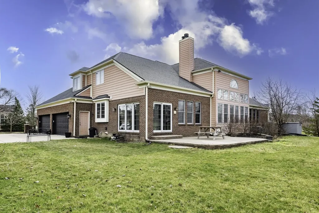 51328 Plymouth Valley Drive Plymouth Charter Township MI 48170