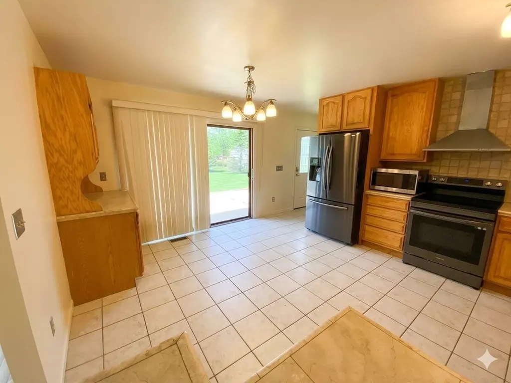 7715 Hidden Knoll Court NE Conway Township MI 48418