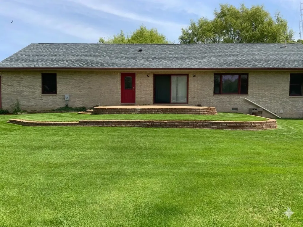 7715 Hidden Knoll Court NE Conway Township MI 48418