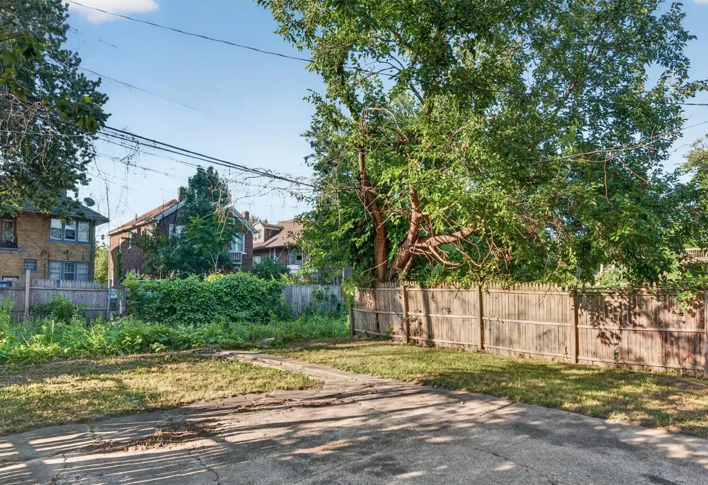 2025 Calvert Avenue Detroit City MI 48206