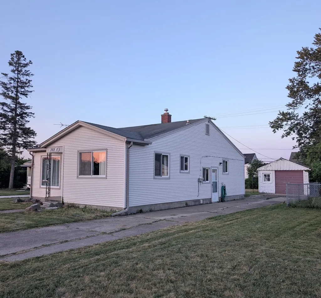 26840 Chippendale Street Roseville City MI 48066