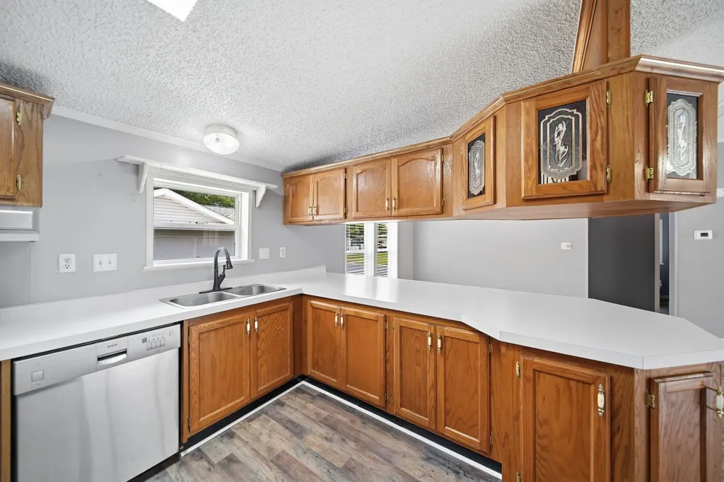 817 Savannah River Drive Adrian City MI 49221