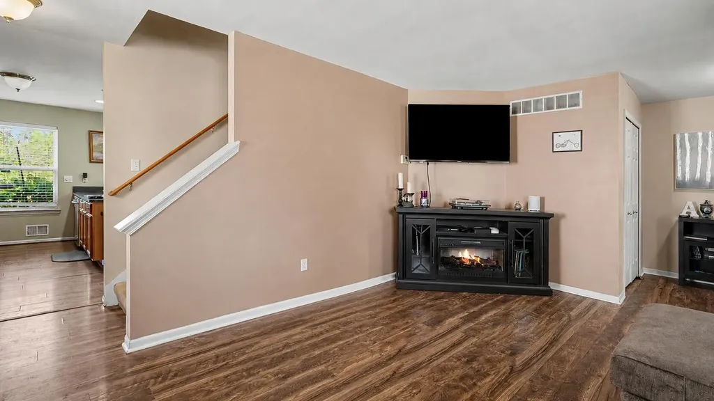 809 Brower Road Handy Township MI 48836