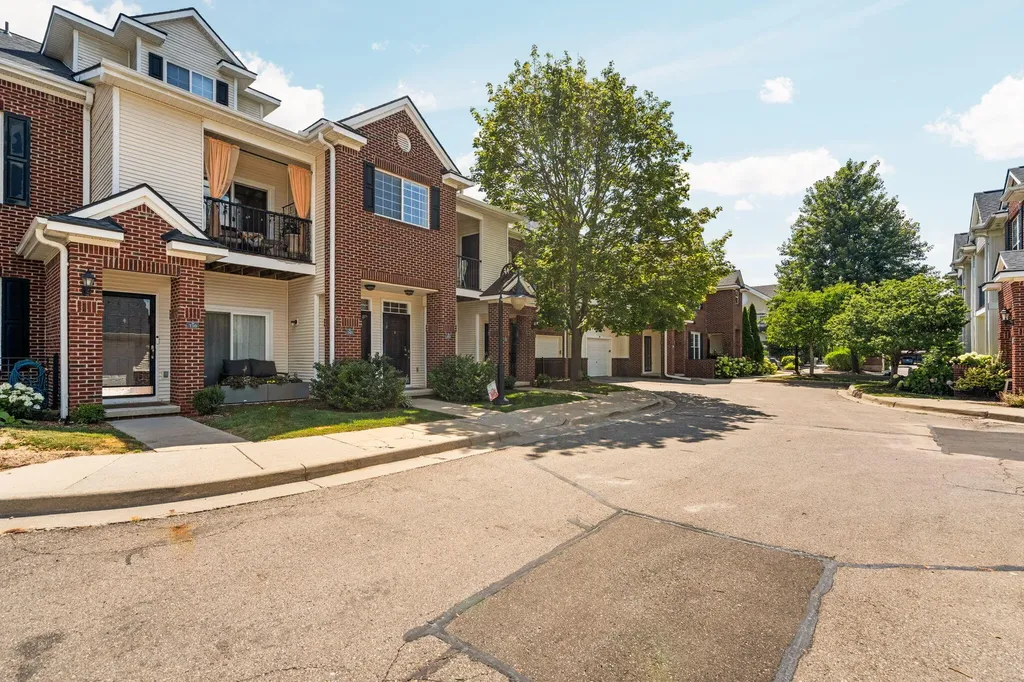 273 Scio Village Court Scio Township MI 48103