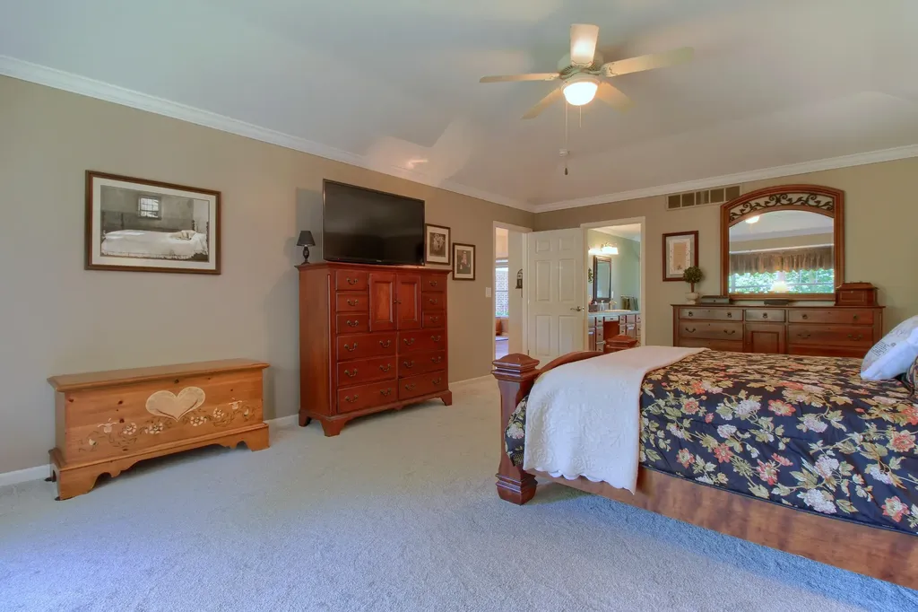 6794 N Meadows Pass Webster Township MI 48130