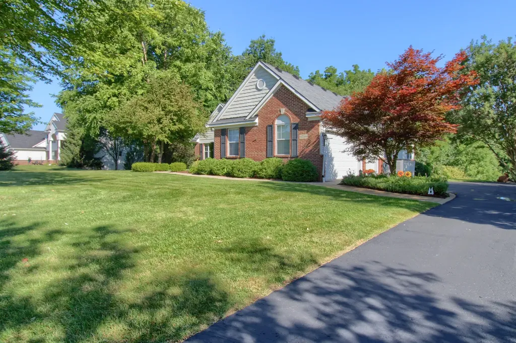 6794 N Meadows Pass Webster Township MI 48130