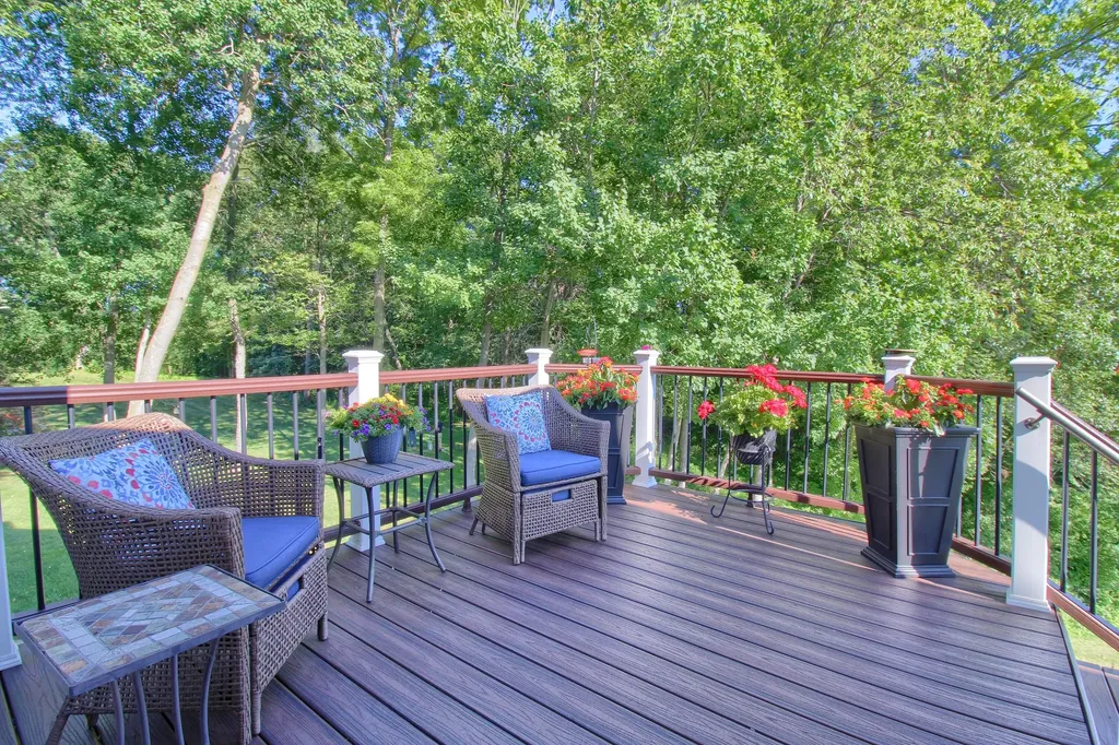 6794 N Meadows Pass Webster Township MI 48130
