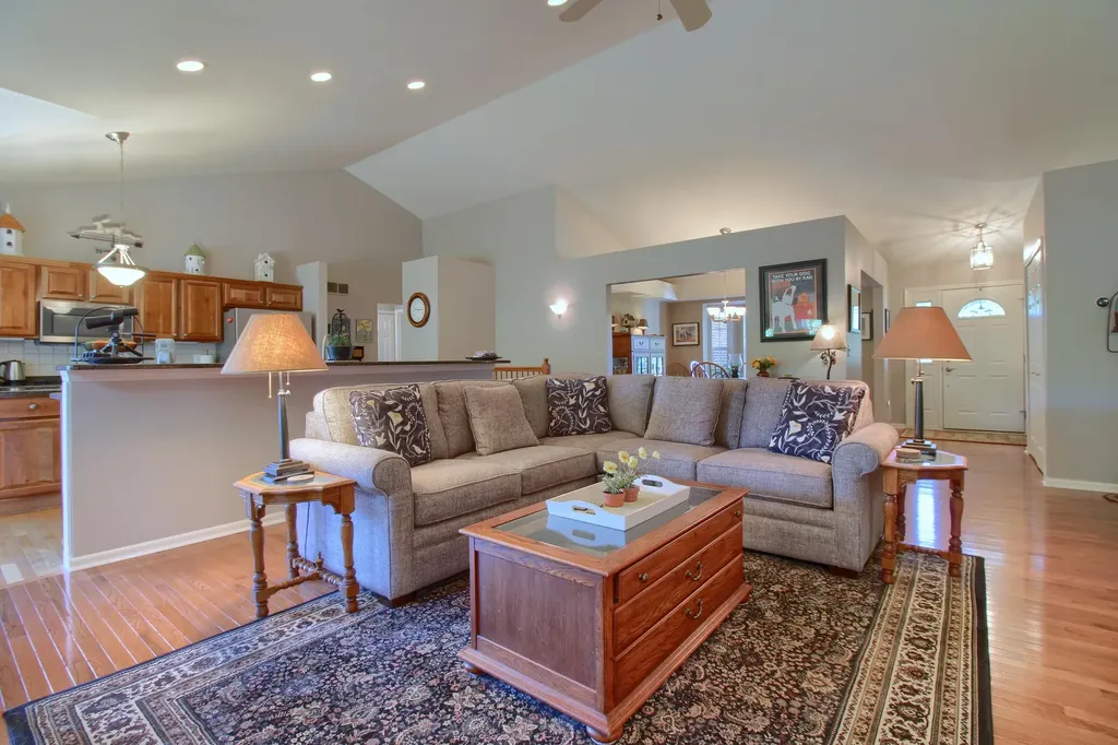 6794 N Meadows Pass Webster Township MI 48130