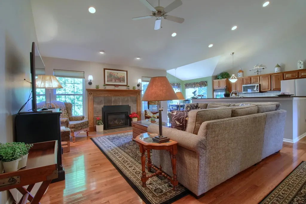 6794 N Meadows Pass Webster Township MI 48130