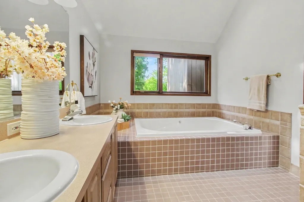 4837 Starak Lane Scio Township MI 48105