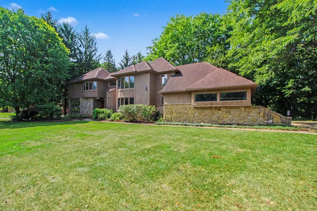 4837 Starak Lane Scio Township MI 48105