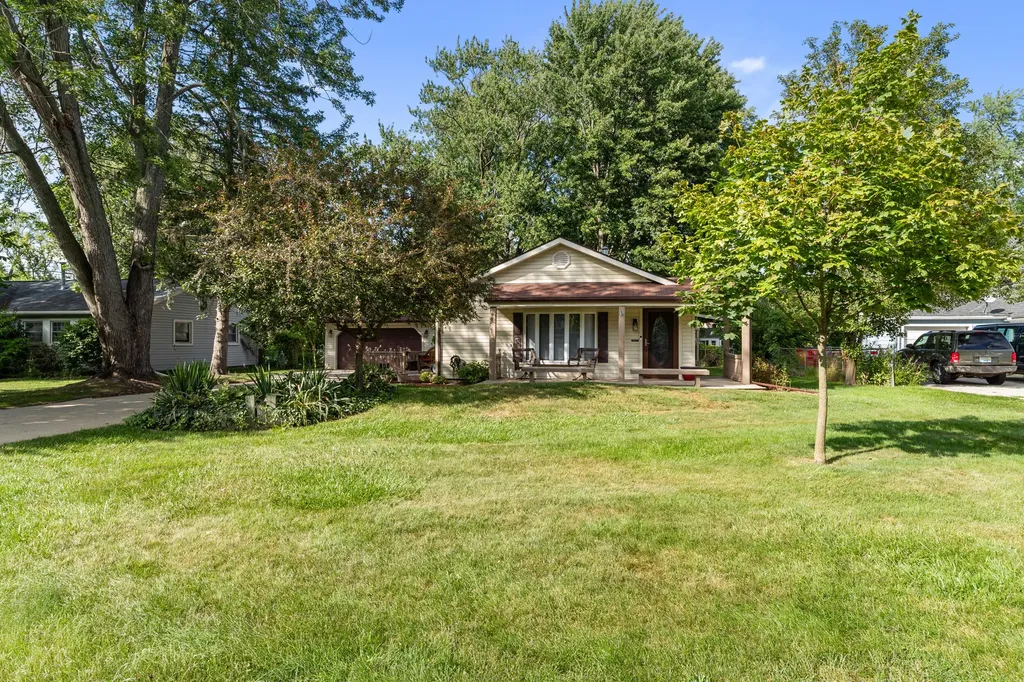 21545 Highview Street Clinton Charter Township MI 48036