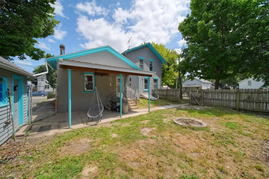 414 Division Street Adrian City MI 49221