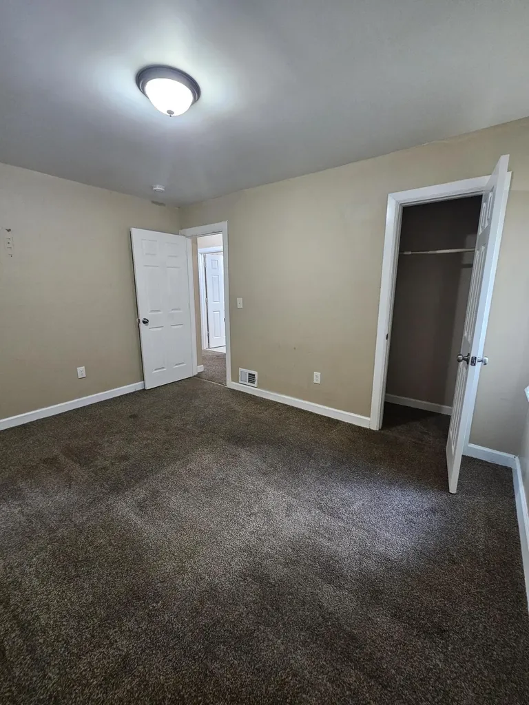9273 Bedford Street Detroit City MI 48224