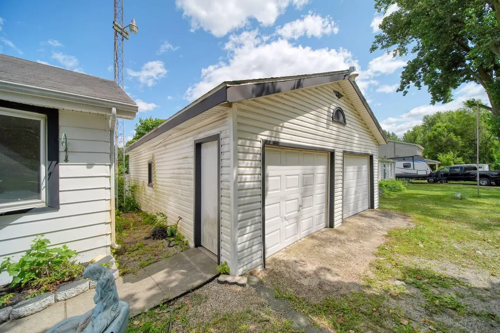 4959 Deleon Drive Raisin Township MI 49286