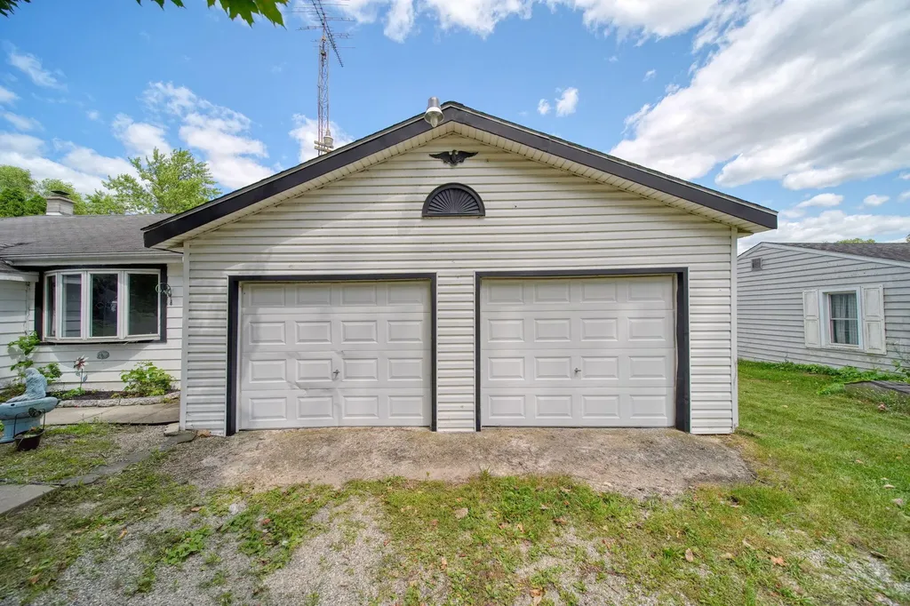 4959 Deleon Drive Raisin Township MI 49286