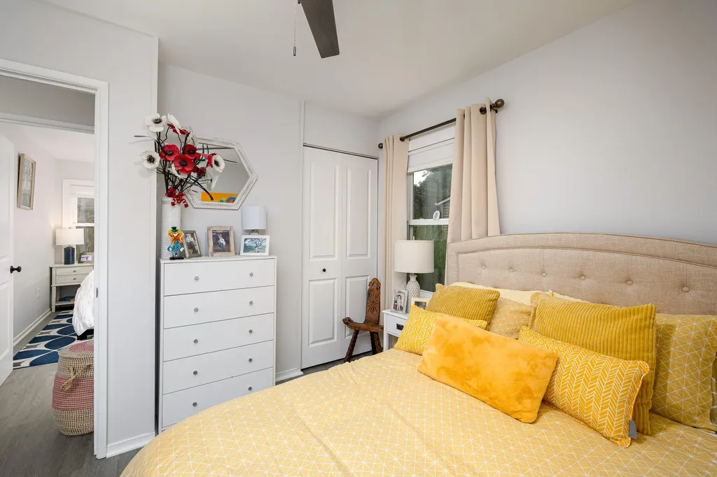 1036 N Maple Road Ann Arbor City MI 48103