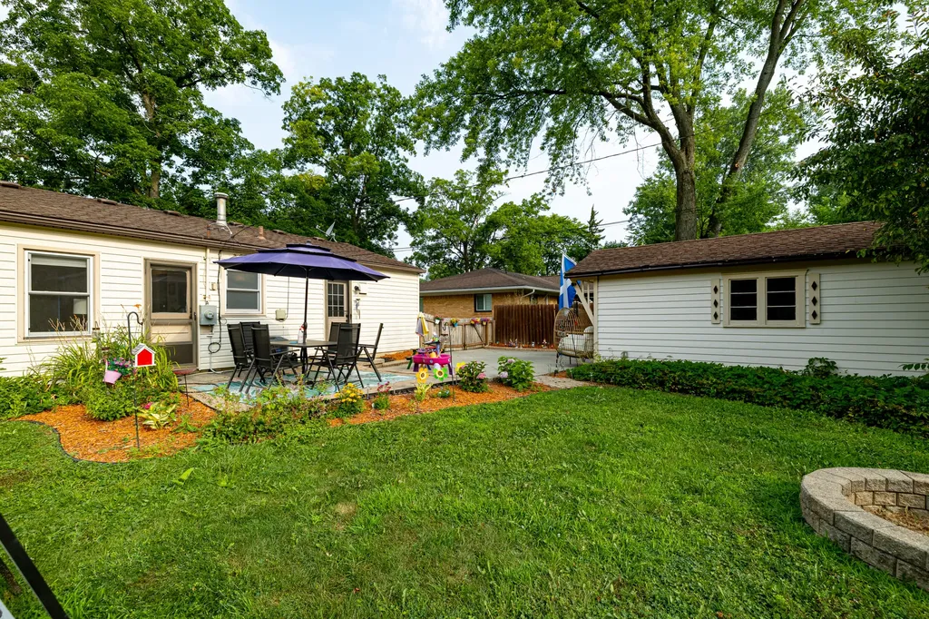 1036 N Maple Road Ann Arbor City MI 48103