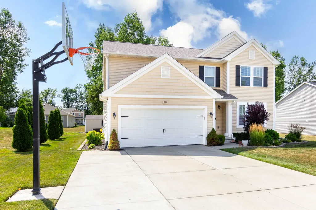 635 Rockway Drive Linden City MI 48451