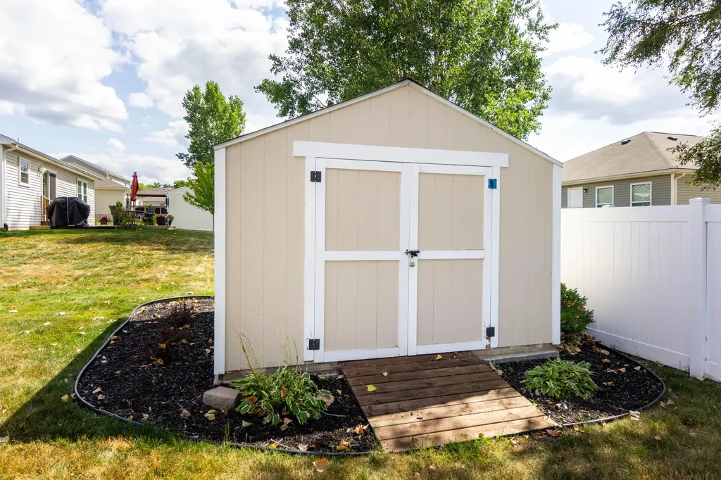 635 Rockway Drive Linden City MI 48451