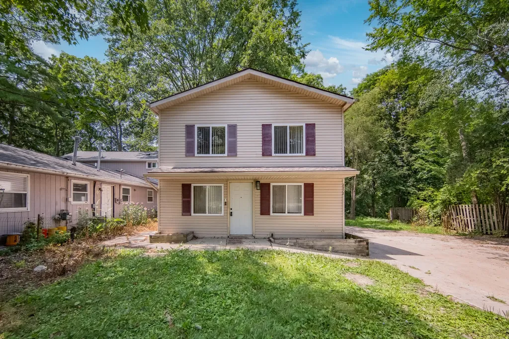 2472 Hawks Road Pittsfield Charter Township MI 48108