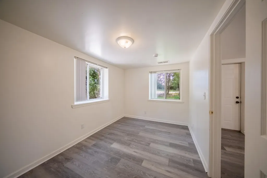 2472 Hawks Road Pittsfield Charter Township MI 48108