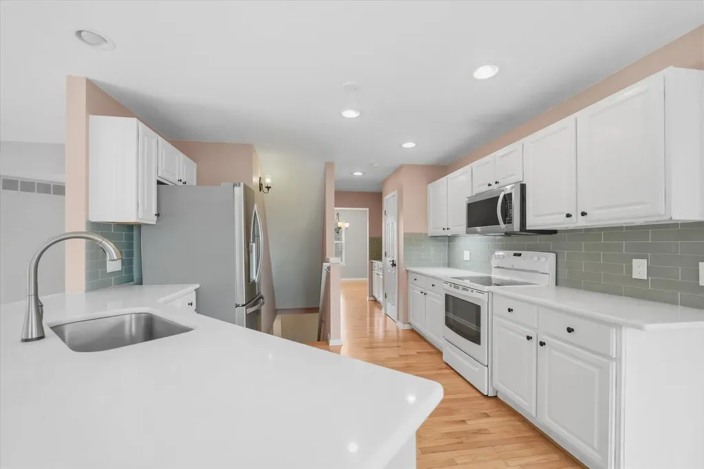 2793 Green Valley Drive Pittsfield Charter Township MI 48103