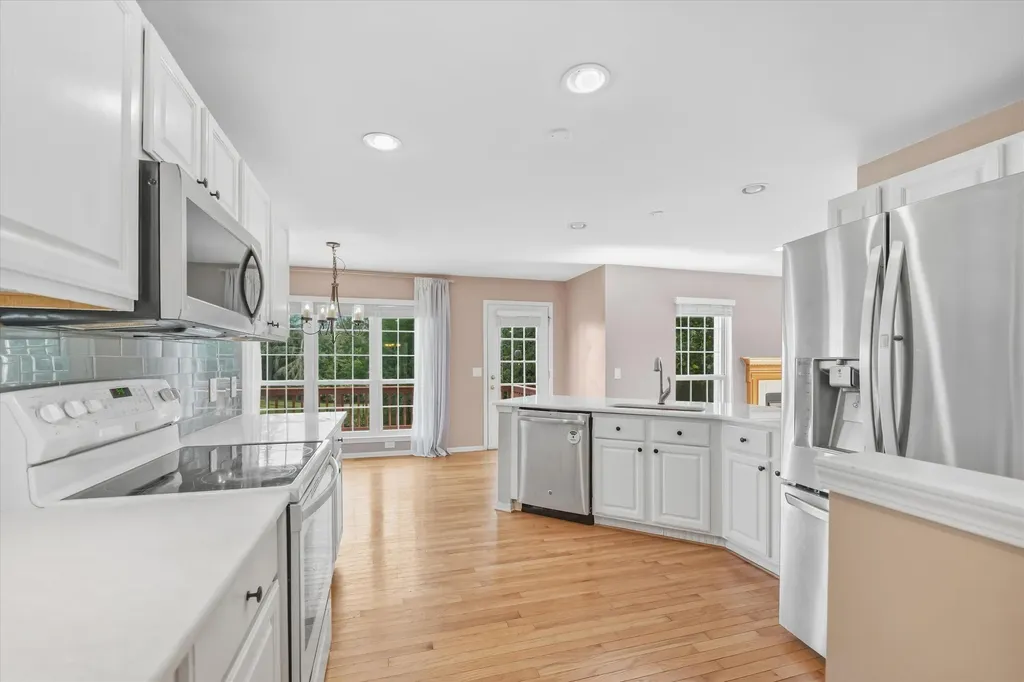 2793 Green Valley Drive Pittsfield Charter Township MI 48103