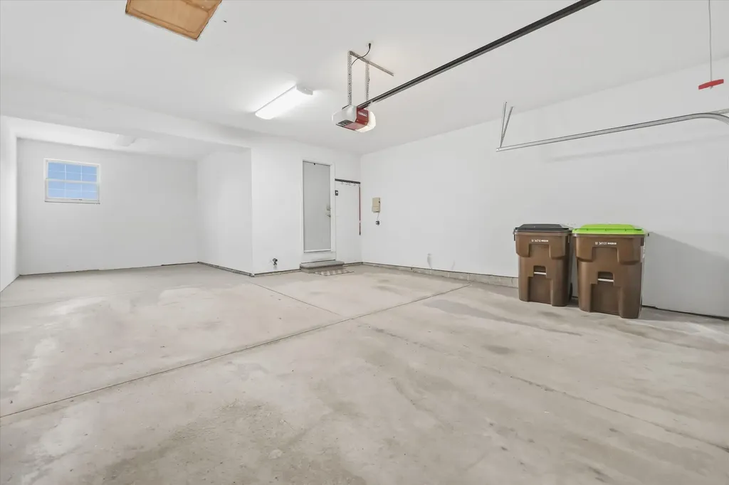 2793 Green Valley Drive Pittsfield Charter Township MI 48103