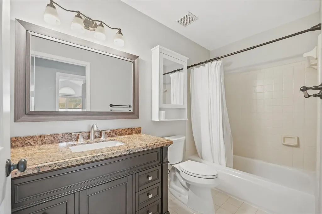 2793 Green Valley Drive Pittsfield Charter Township MI 48103