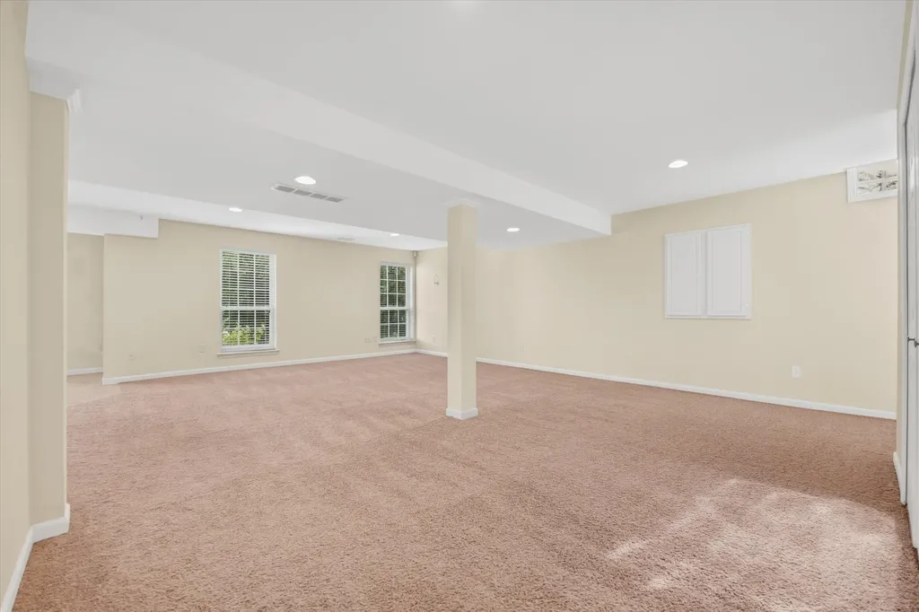 2793 Green Valley Drive Pittsfield Charter Township MI 48103