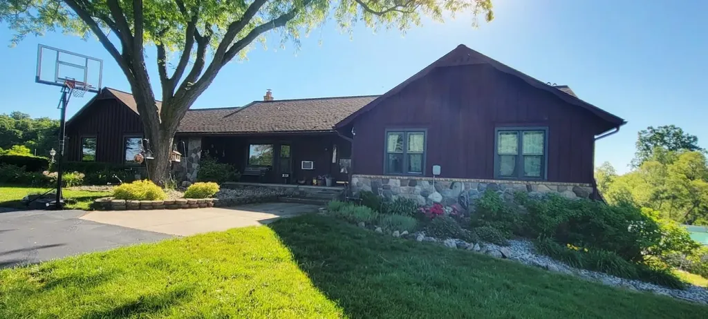 9757 Kaiser Road Bridgewater Township MI 48176
