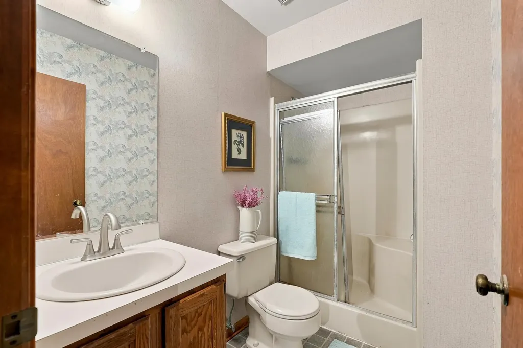 6108 Thorncliff Drive Swartz Creek City MI 48473