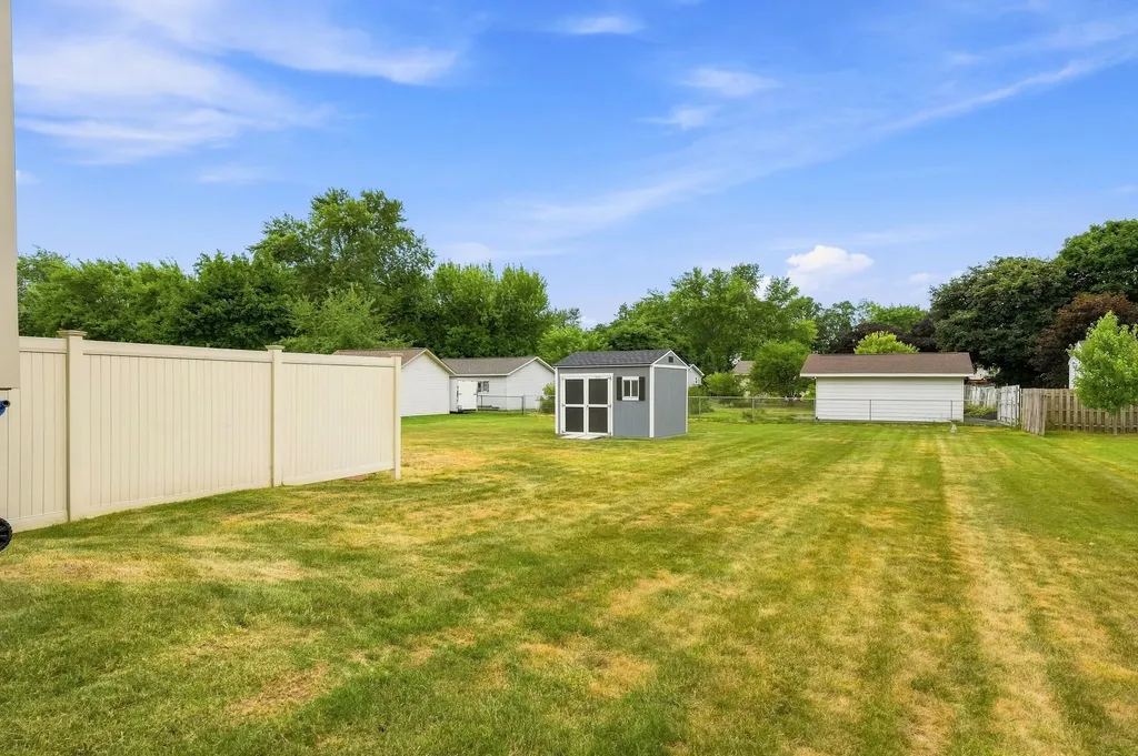 6108 Thorncliff Drive Swartz Creek City MI 48473
