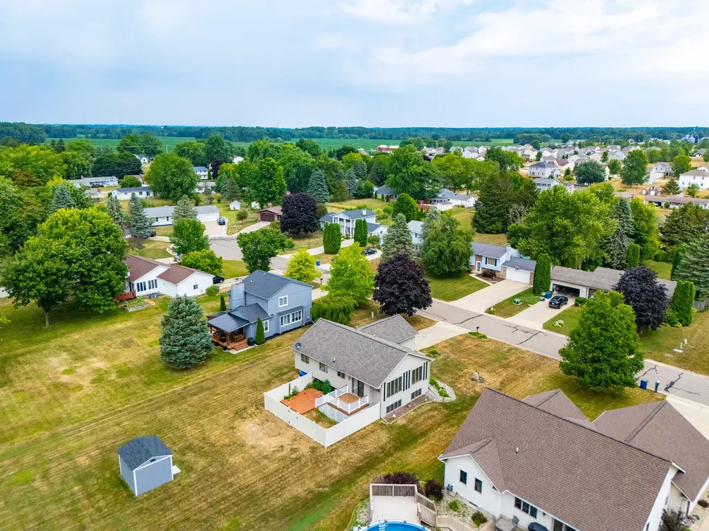 6108 Thorncliff Drive Swartz Creek City MI 48473