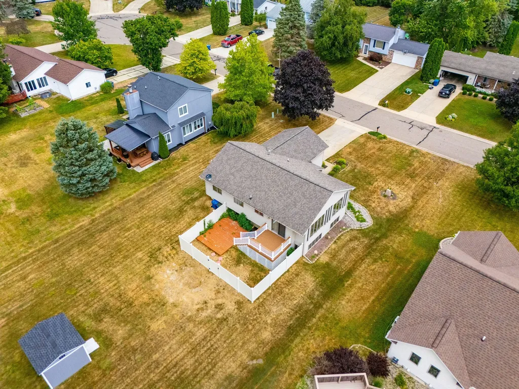 6108 Thorncliff Drive Swartz Creek City MI 48473
