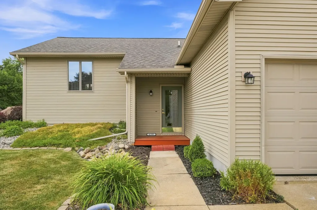6108 Thorncliff Drive Swartz Creek City MI 48473