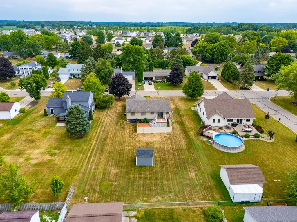 6108 Thorncliff Drive Swartz Creek City MI 48473
