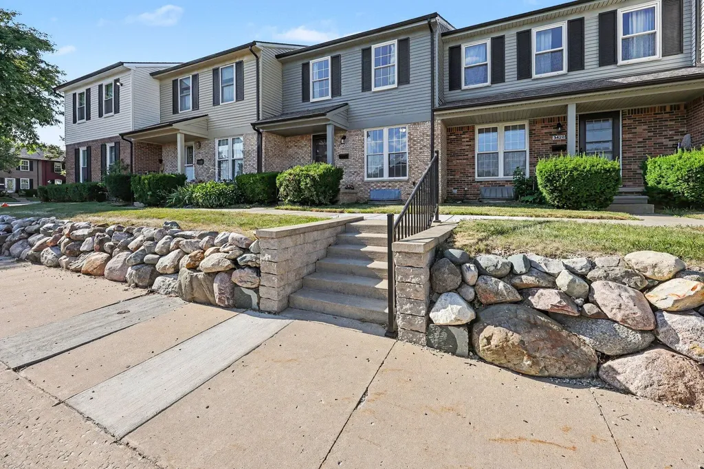 3422 Burbank Drive Ann Arbor City MI 48105