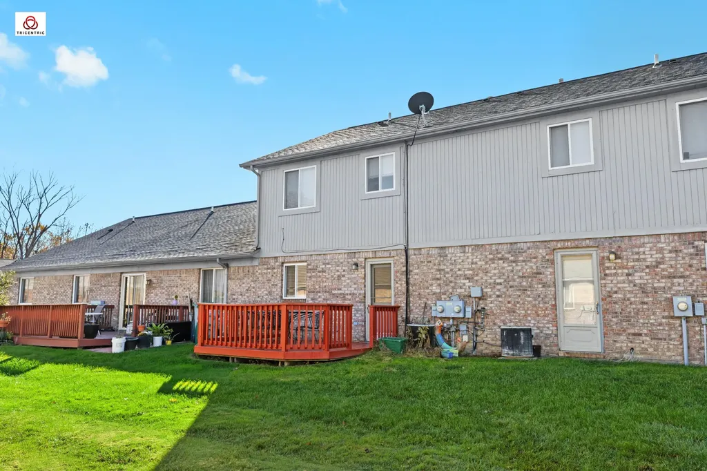 23348 Redman Court Brownstown Charter Township MI 48183
