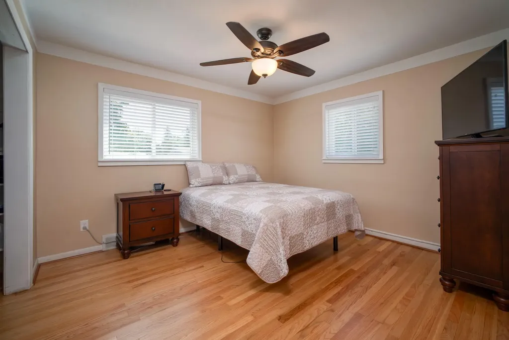 22225 Love Street St. Clair Shores City MI 48082
