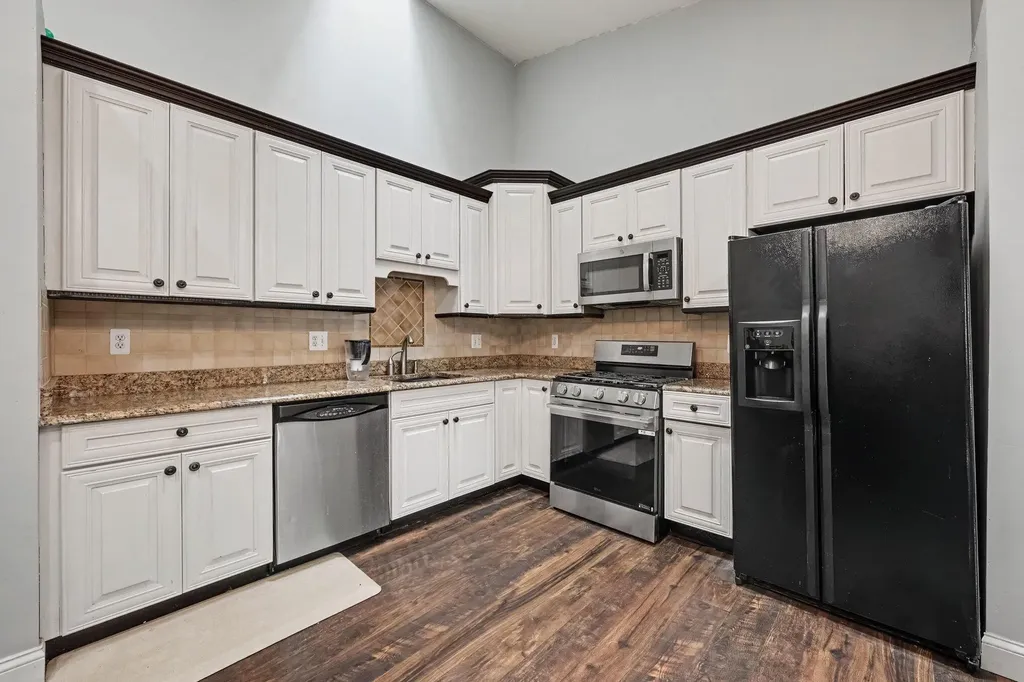41325 Southwind Drive Canton Charter Township MI 48188