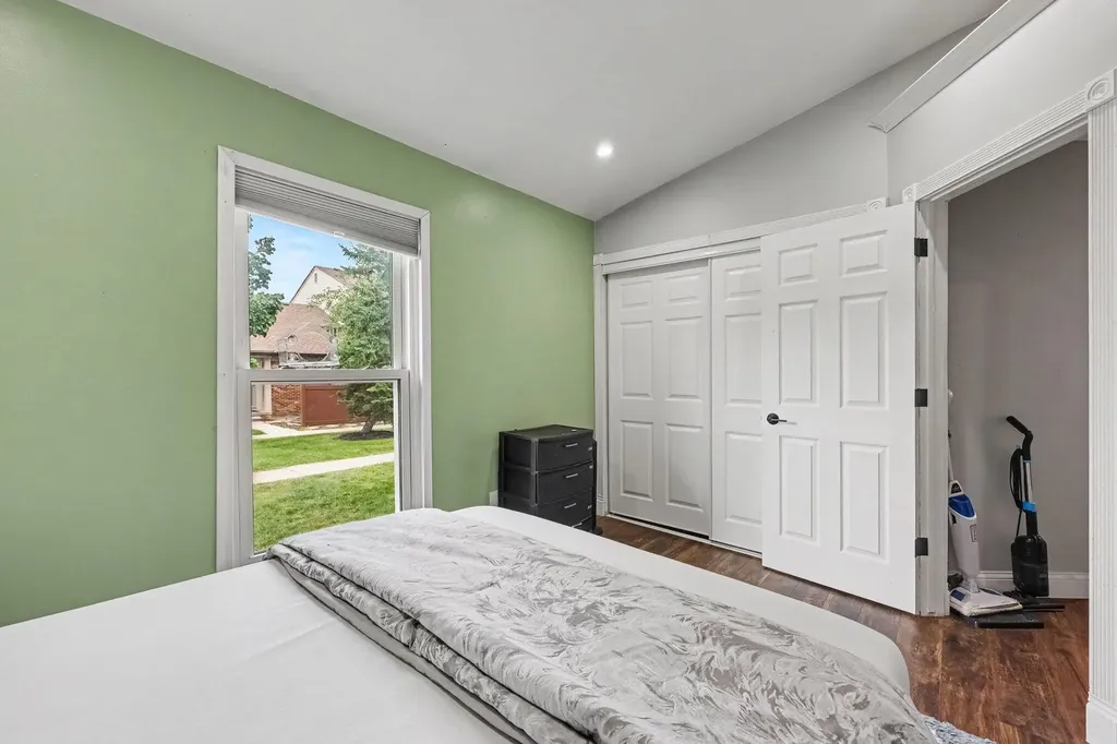41325 Southwind Drive Canton Charter Township MI 48188