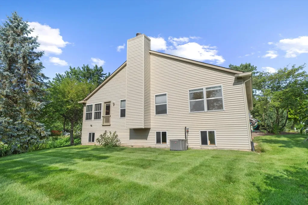 4562 Sycamore Drive Pittsfield Charter Township MI 48197