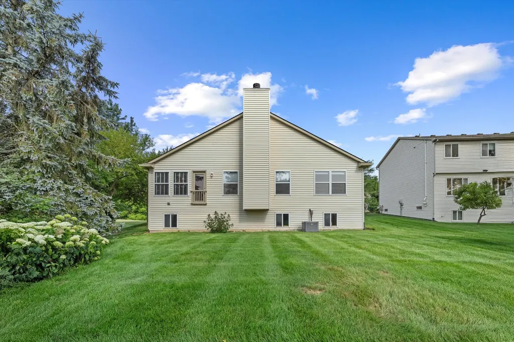 4562 Sycamore Drive Pittsfield Charter Township MI 48197