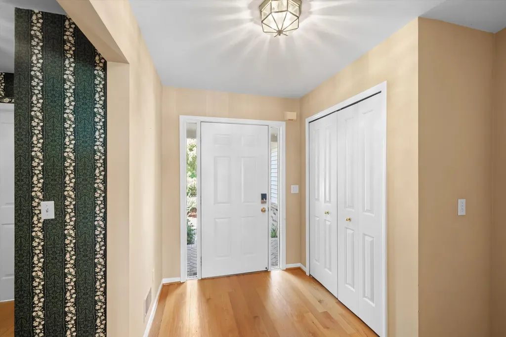 4562 Sycamore Drive Pittsfield Charter Township MI 48197