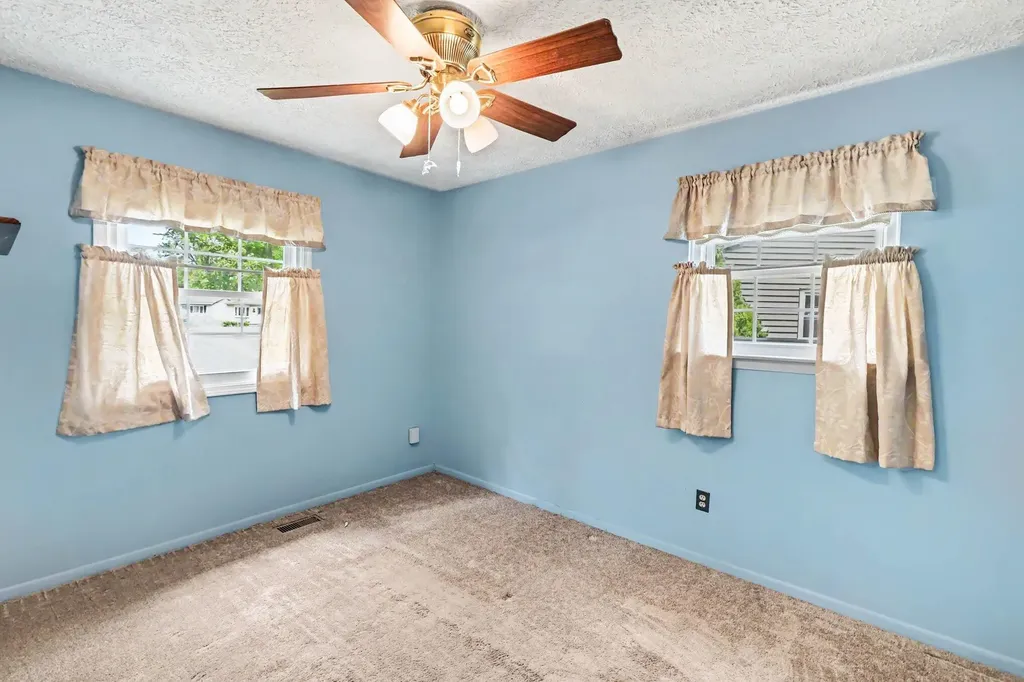 234 Trinity Circle Lansing City MI 48911