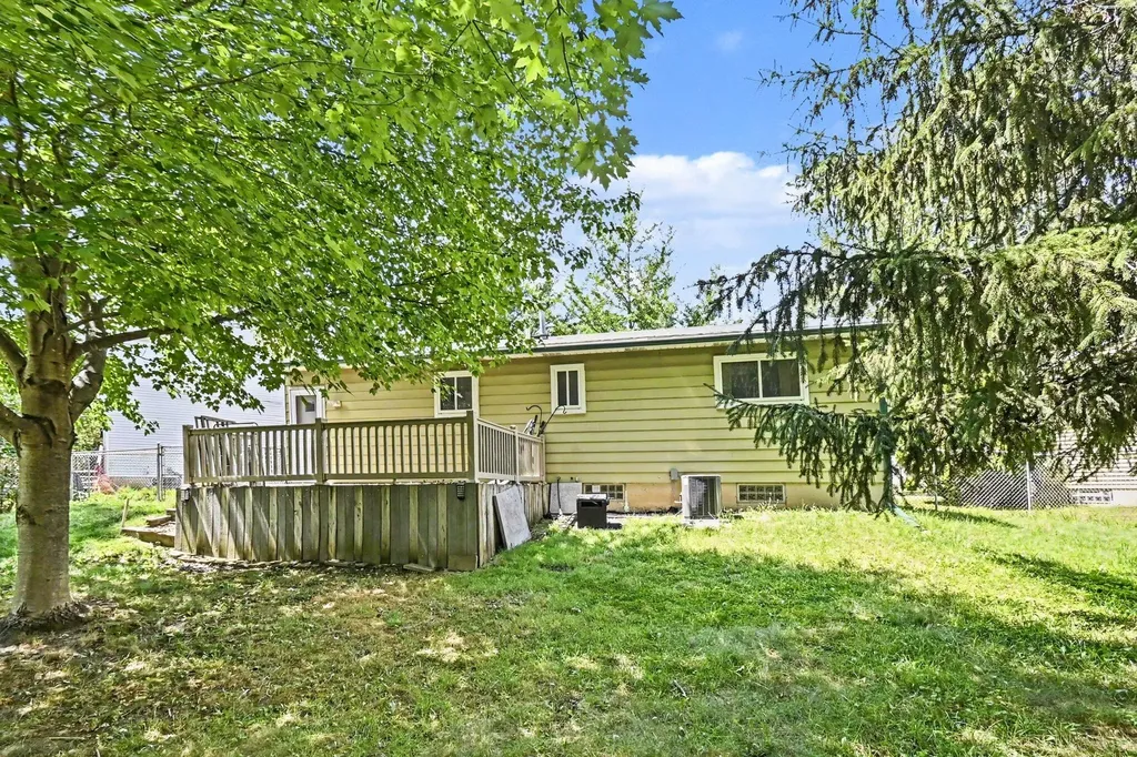 234 Trinity Circle Lansing City MI 48911