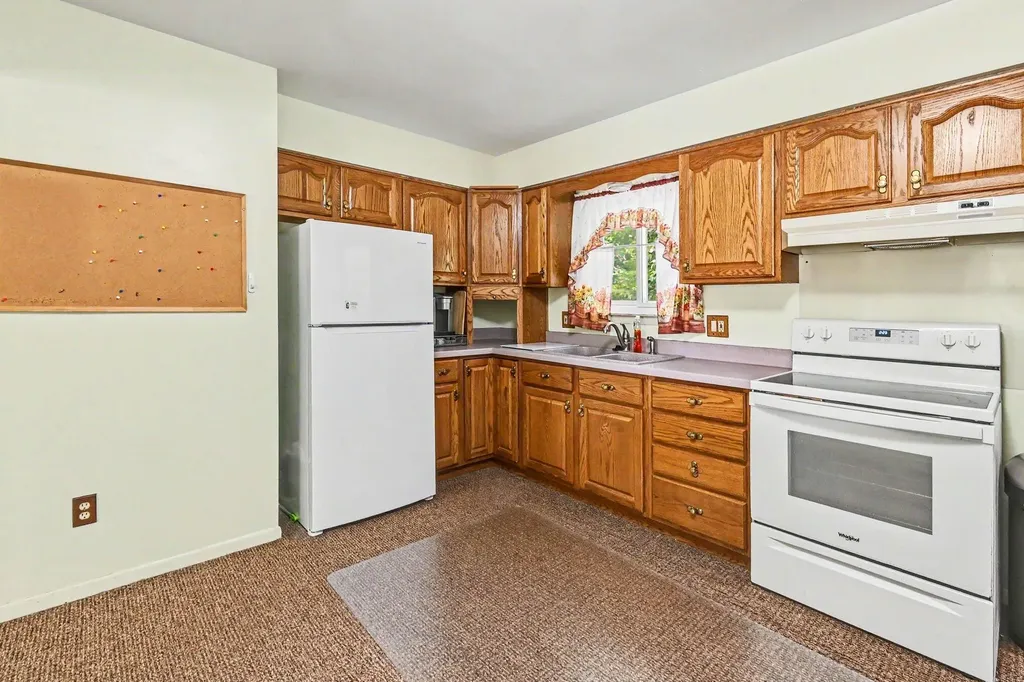 234 Trinity Circle Lansing City MI 48911